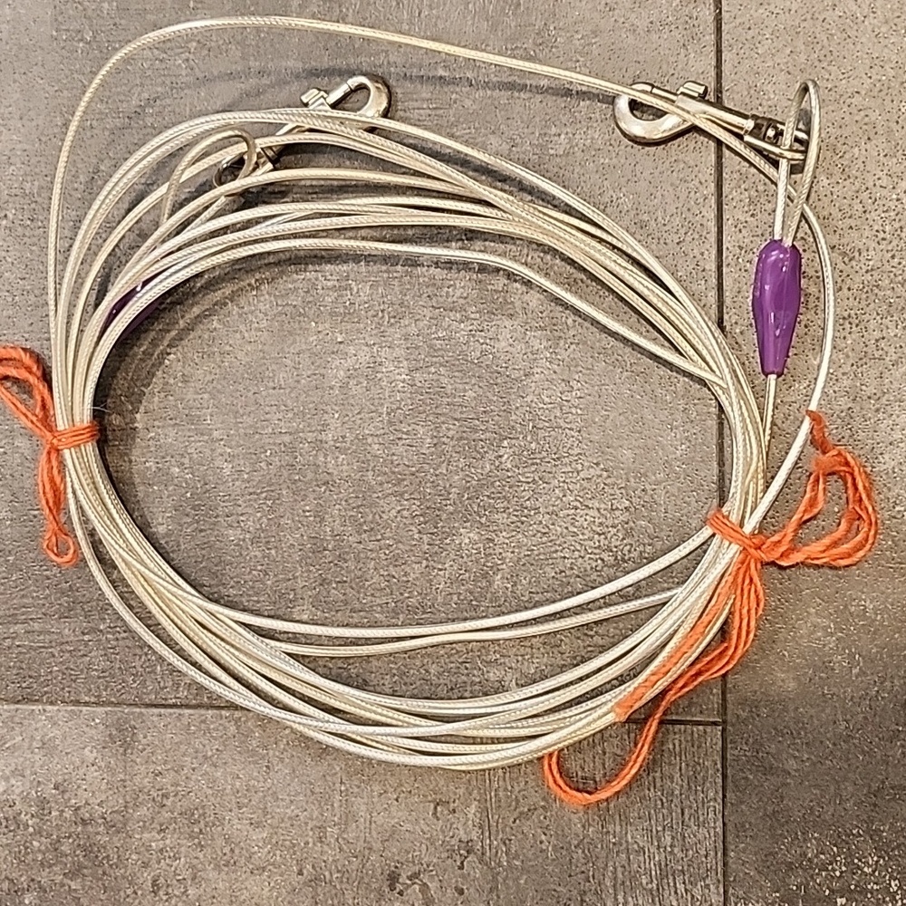 Vinyl Tie Out Cable